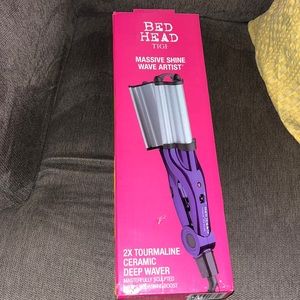 Bed Head Wave Artist Deep Waver in purple New
